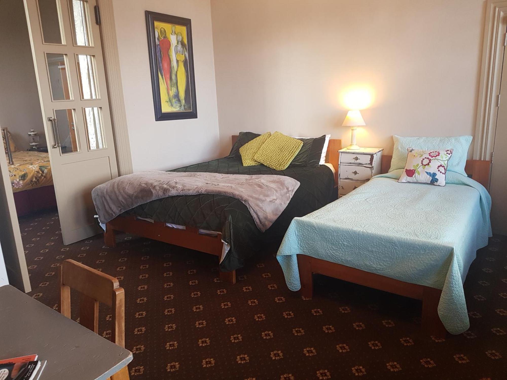La Riviera Guesthouse Riverton 外观 照片